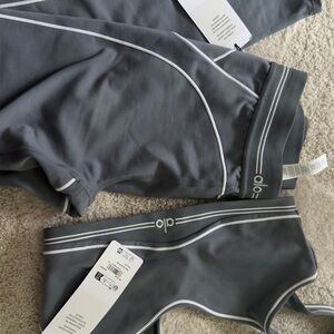 ALO Yoga Charcoal Legging with White Trim